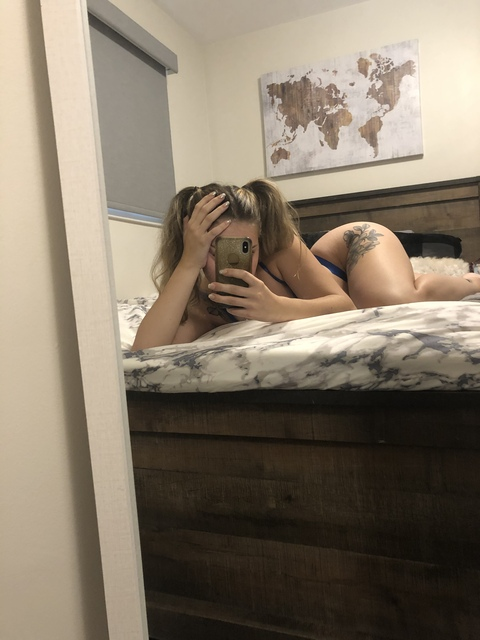 abbeysilver2 onlyfans leaked picture 2