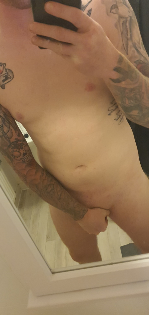 adamatk91 onlyfans leaked picture 2