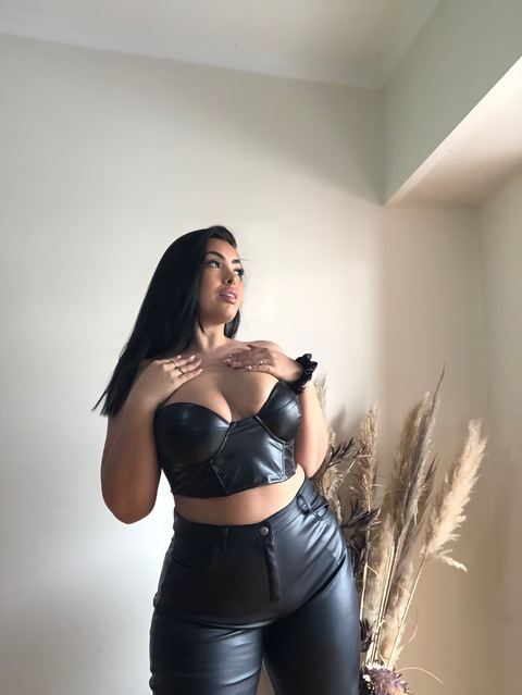 aghatagrey21 onlyfans leaked picture 2