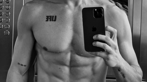 agusreyero onlyfans leaked picture 2