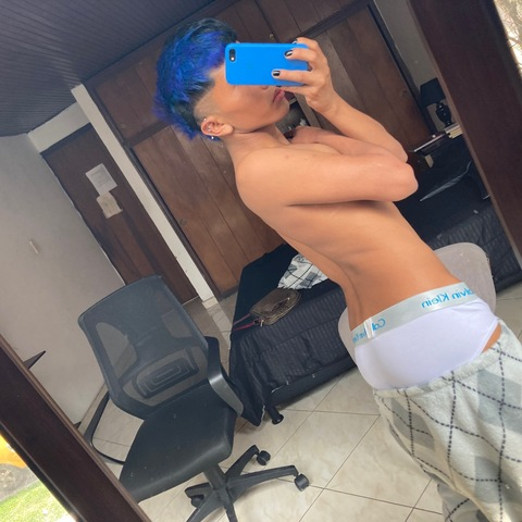 alejandroriveraa onlyfans leaked picture 2