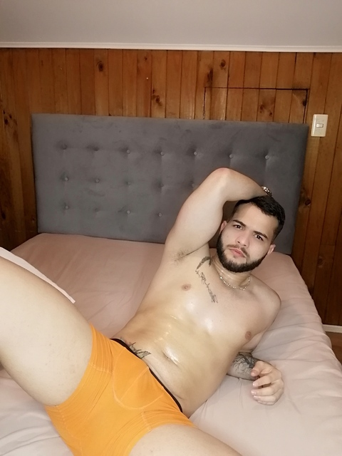 alejandrotauil onlyfans leaked picture 2