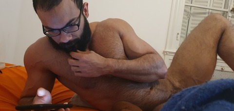 alepadroncarlos onlyfans leaked picture 2