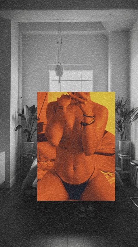 alessandraxx0 onlyfans leaked picture 2