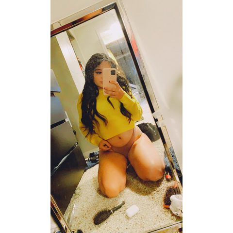 angelica90 onlyfans leaked picture 2