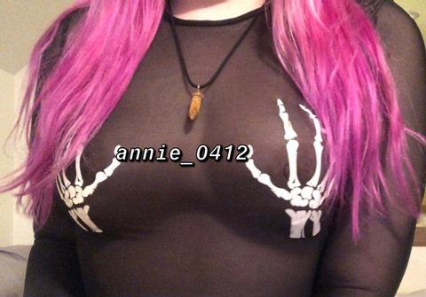 annie_0412 onlyfans leaked picture 2