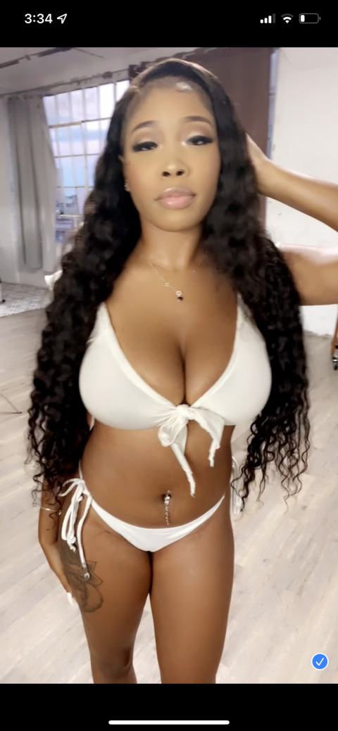 ashantiiiiiii onlyfans leaked picture 2