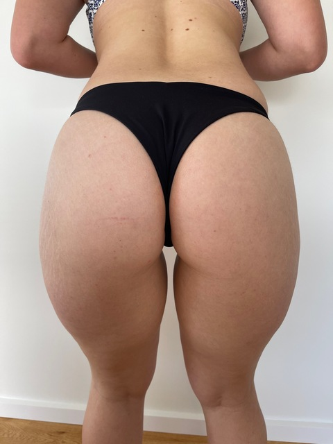 aussieblondievip onlyfans leaked picture 2