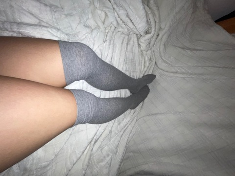 avelyntoesies onlyfans leaked picture 2