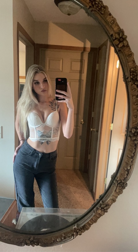 babyshayyyyy onlyfans leaked picture 2