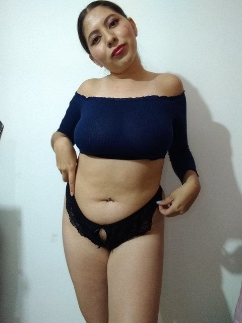 bebita_bluee onlyfans leaked picture 2