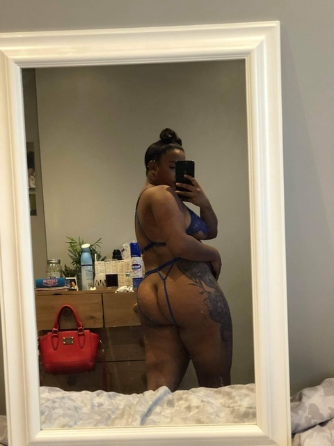 beeaauu onlyfans leaked picture 2