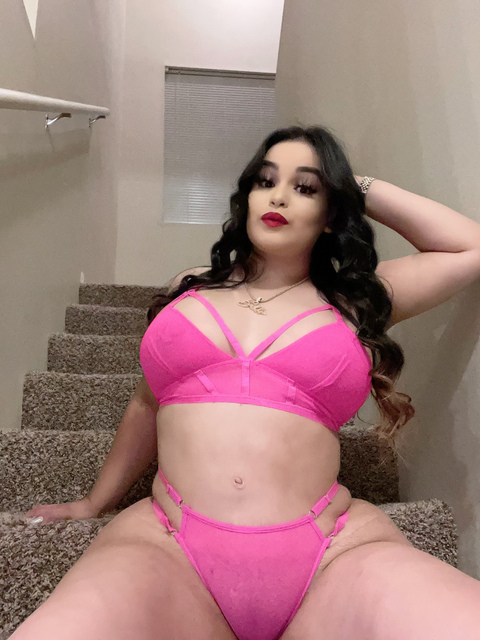 bellalabella onlyfans leaked picture 2