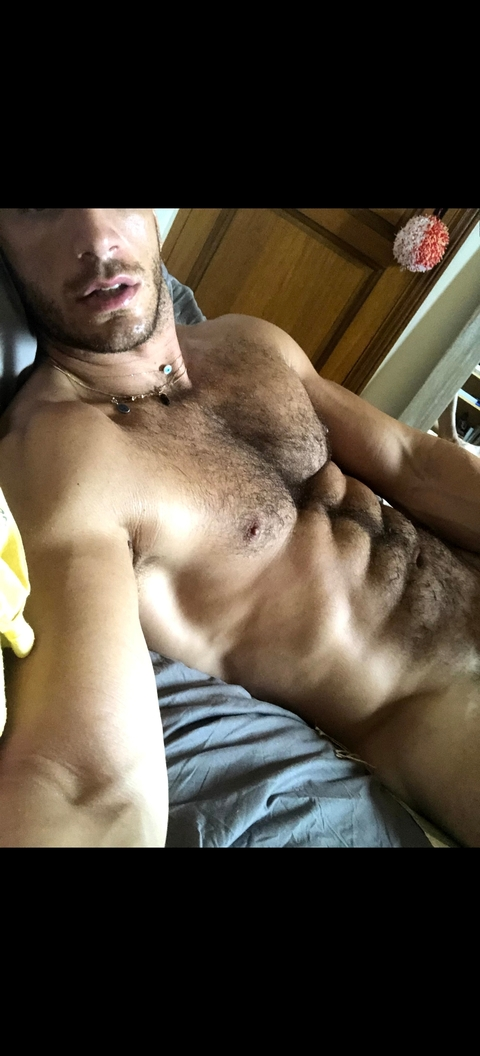 bensim31 onlyfans leaked picture 2