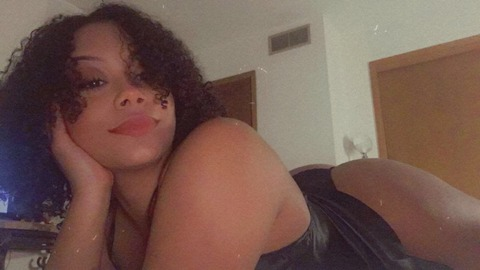 bigbooty_lightskin onlyfans leaked picture 2