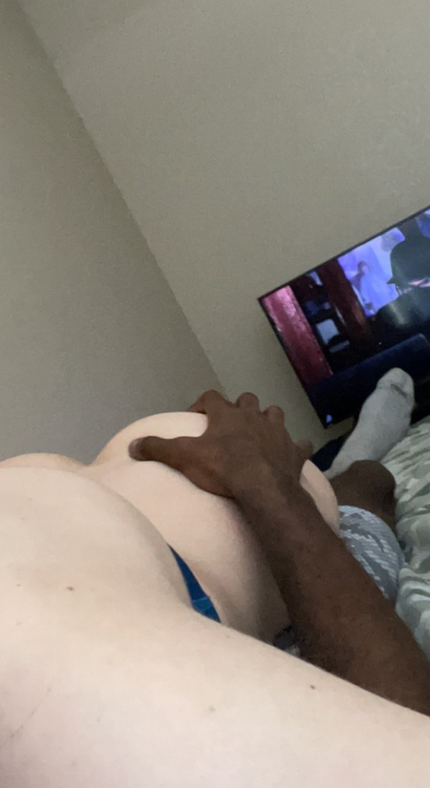 bigwhitebooty_b onlyfans leaked picture 2