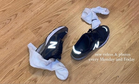 boyfeet_blacksocks onlyfans leaked picture 2