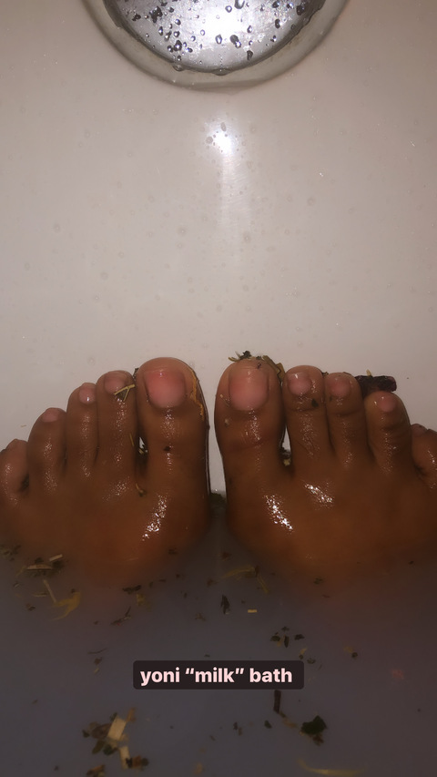 butterpecanfootsy onlyfans leaked picture 2