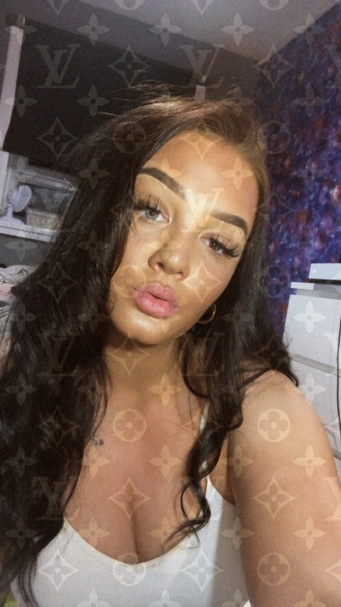 chelscaprice00x onlyfans leaked picture 2