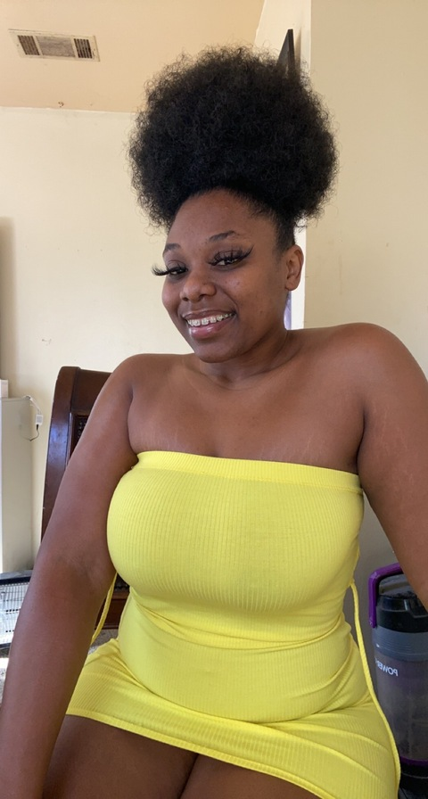 chocolatethunder1019 onlyfans leaked picture 2