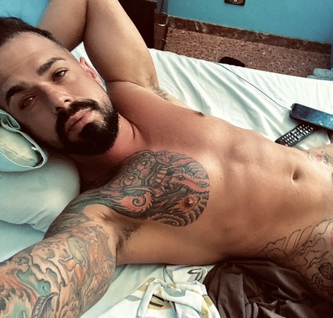 cmgcristo90 onlyfans leaked picture 2
