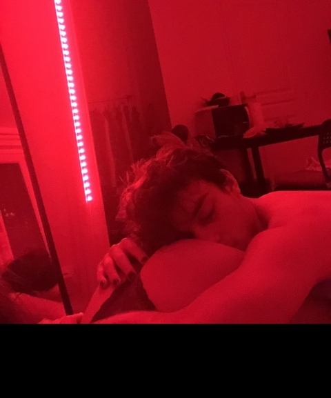 coucoucestnous onlyfans leaked picture 2