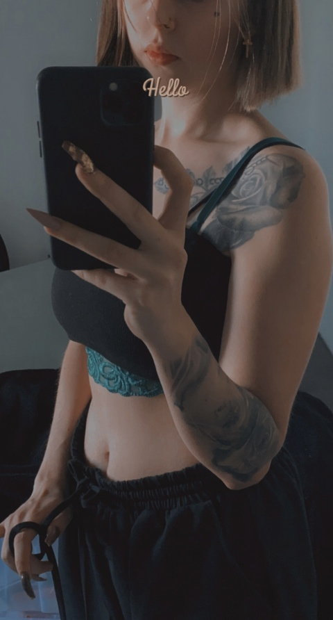 crazybbgirl onlyfans leaked picture 2