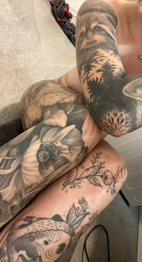 crazyinked97 onlyfans leaked picture 2