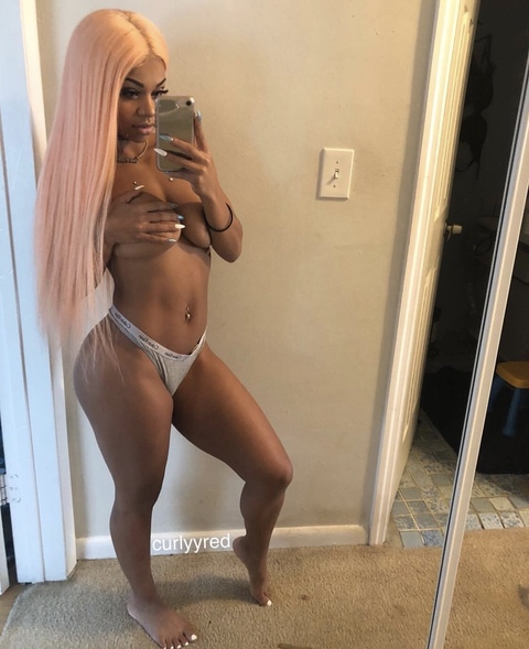 curlyredd onlyfans leaked picture 2