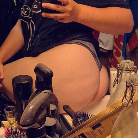 curvyteenqueen onlyfans leaked picture 2