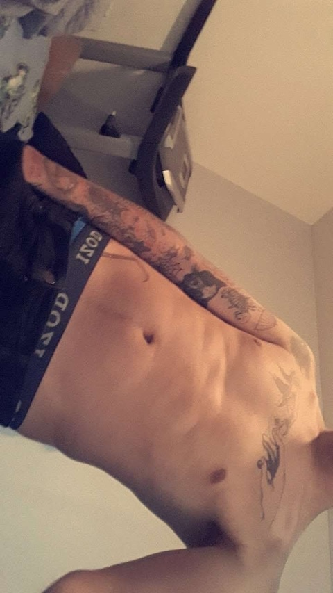 daviddanieltaylor onlyfans leaked picture 2