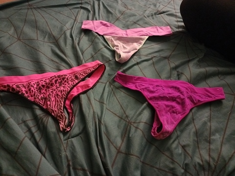 eastcoasthotwife69 onlyfans leaked picture 2