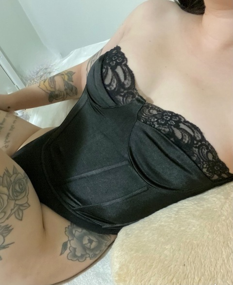 elsia onlyfans leaked picture 2