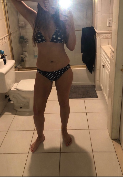 emberrayne333 onlyfans leaked picture 2