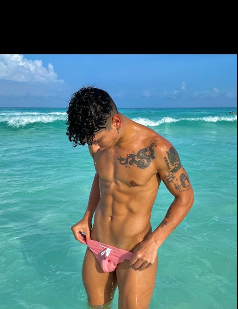 emilianovela onlyfans leaked picture 2