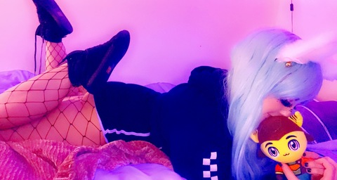 emmamaybytez onlyfans leaked picture 2