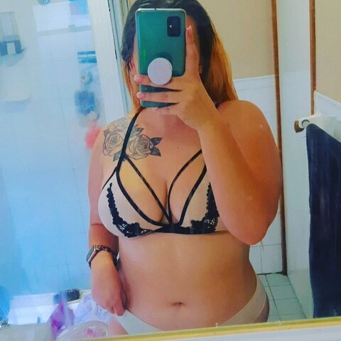 emmyyy773 onlyfans leaked picture 2