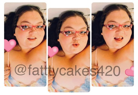 fatttycakes420 onlyfans leaked picture 2