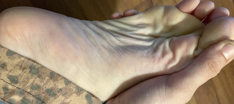 feettreatfreak onlyfans leaked picture 2