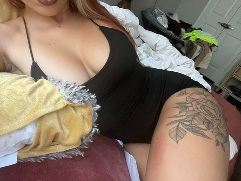 foxxyyroxxyy onlyfans leaked picture 2