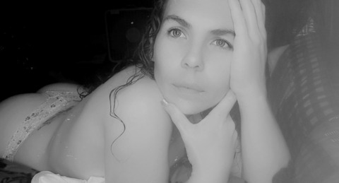 foxyq69 onlyfans leaked picture 2