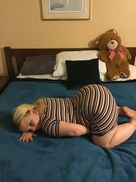 funsizefantasy onlyfans leaked picture 2