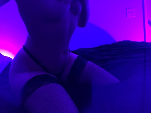 gabbiidayy onlyfans leaked picture 2