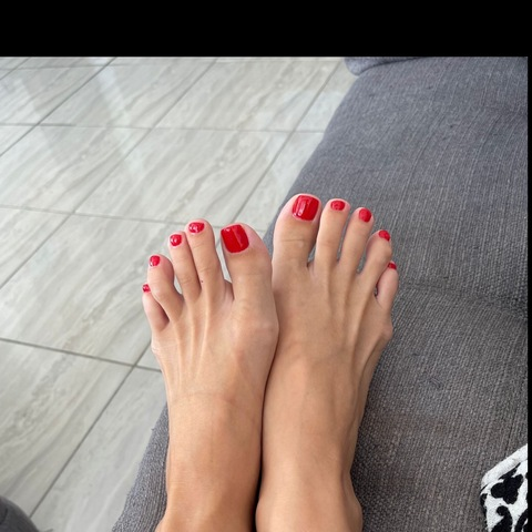 gigissoles onlyfans leaked picture 2