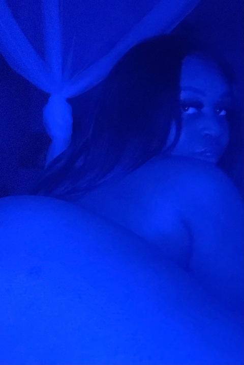 goddessfallz onlyfans leaked picture 2