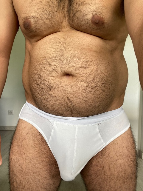 hairythick onlyfans leaked picture 2