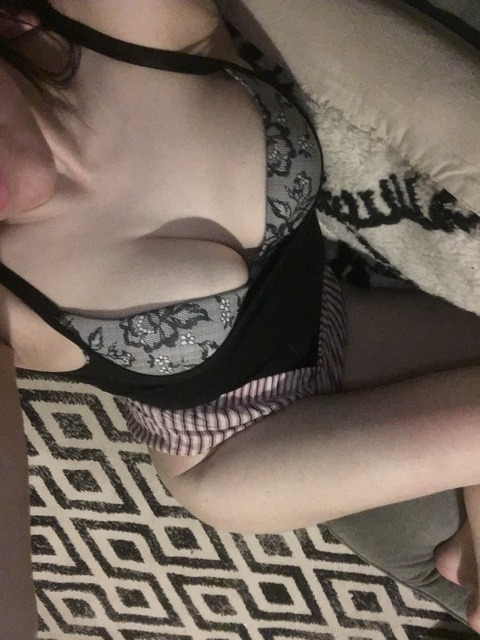 hannah91 onlyfans leaked picture 2