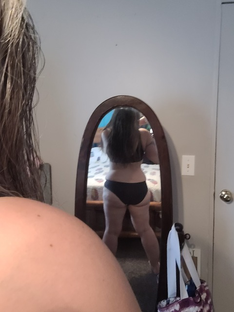 heather6t9 onlyfans leaked picture 2