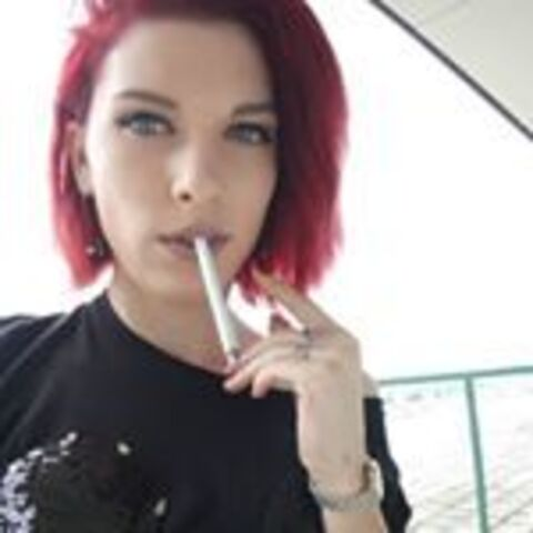 heavy_smoking_princess onlyfans leaked picture 2