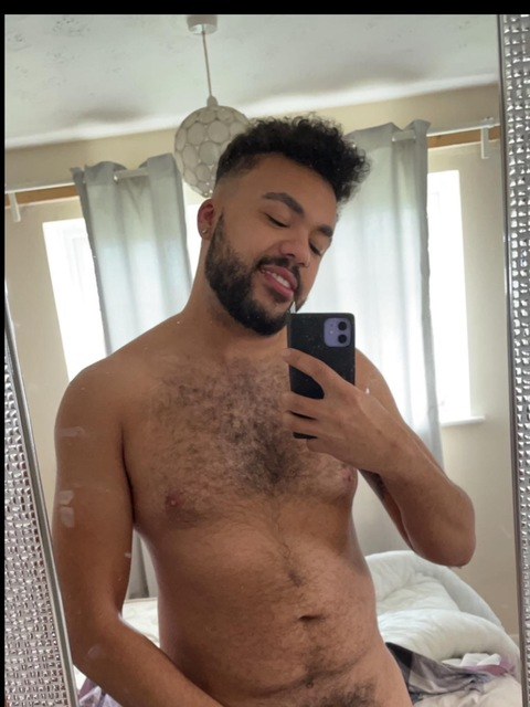 hotchocolateboi onlyfans leaked picture 2